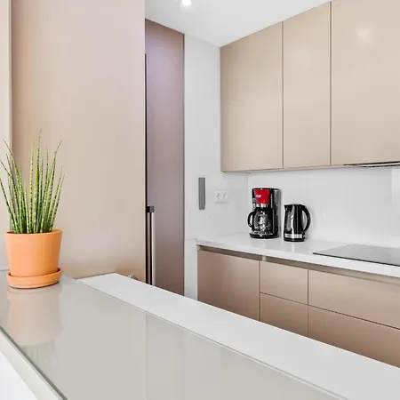 Apartamento In By Bajondillo *